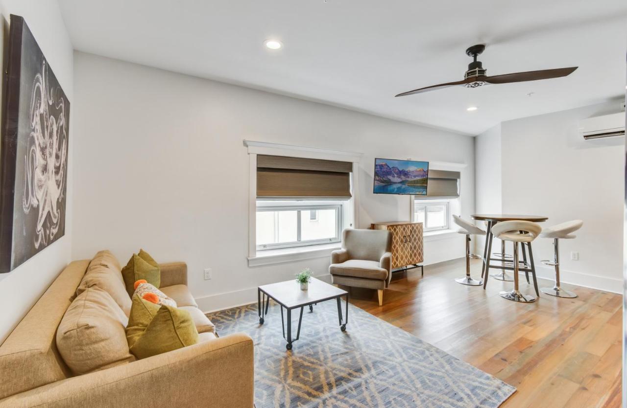 493 King Two Bedroom Suites Чарльстон Номер фото