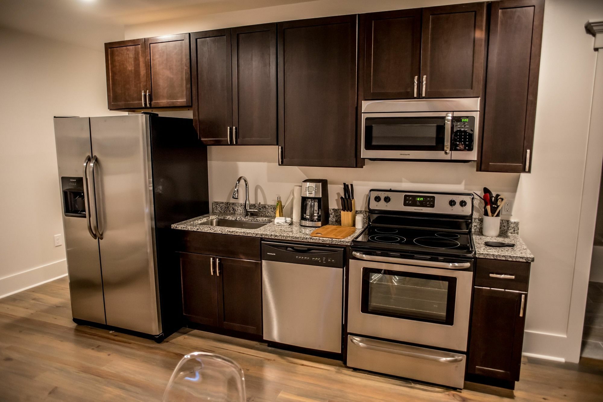 493 King Two Bedroom Suites Чарльстон Экстерьер фото